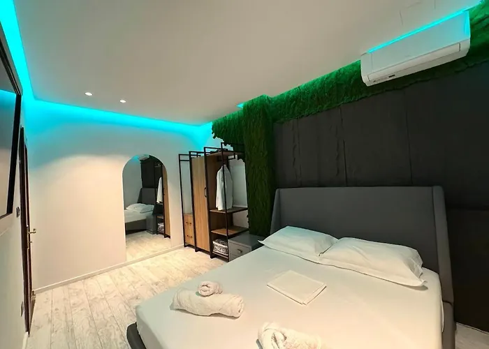 Apartment Urban Rustic In Blloku Area