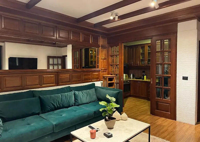 Urban Rustic In Blloku Area *